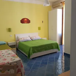 Centro Storico Flat 7 Min From Port Appartement